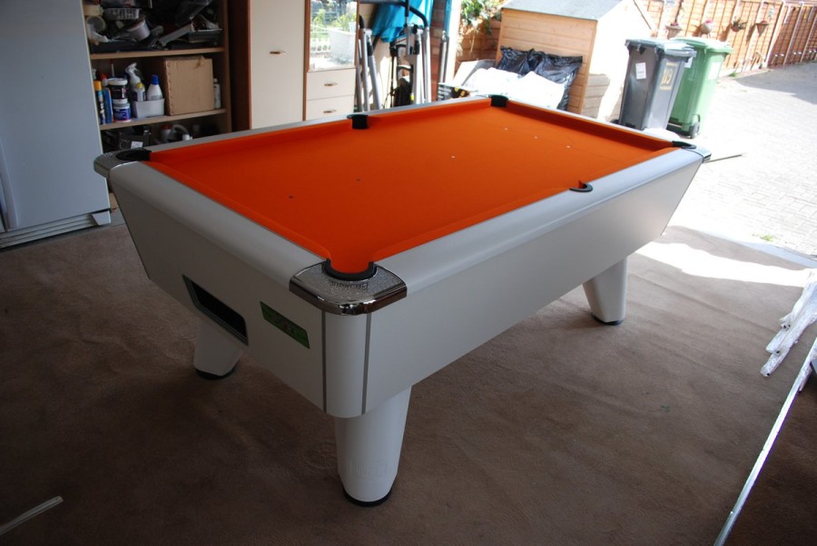 supreme pool table